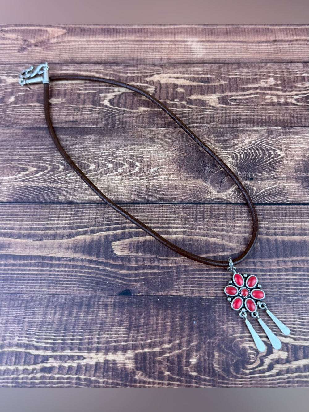 Lauren Ralph Lauren Southwestern Red Coral Flower Pendant Leather Cord Necklace - Picture 4 of 5